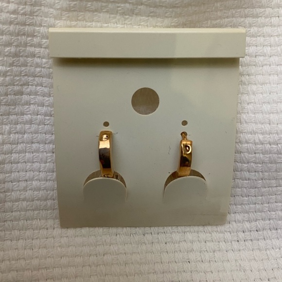 🔵4/$20 Jinyanjing Jewelry Pierced Gold Earrings NEW - Picture 3 of 4